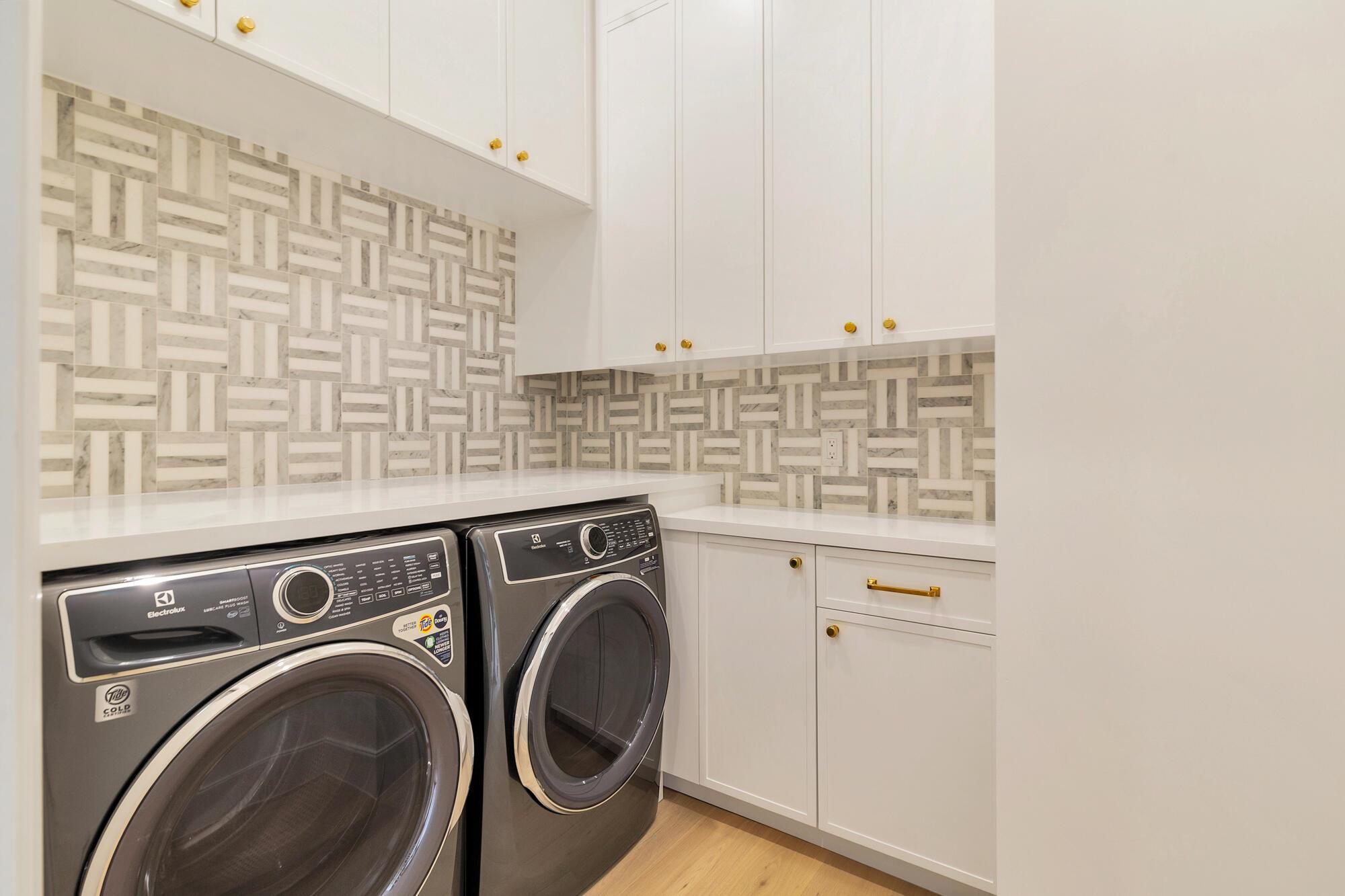 LITTLE RANCHES 1ST ADD - Residential