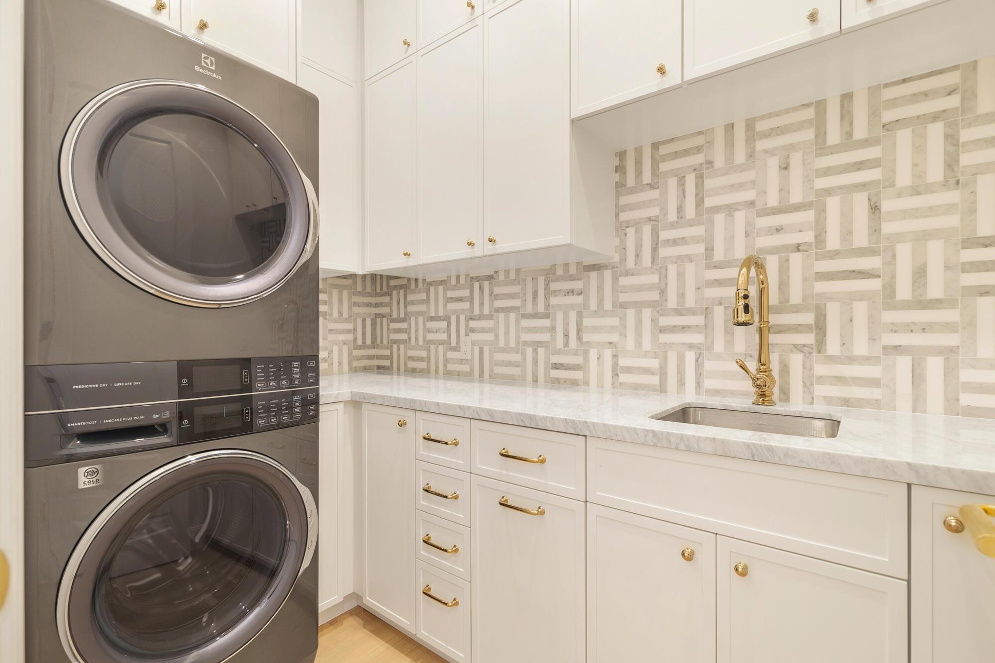 LITTLE RANCHES 1ST ADD - Residential