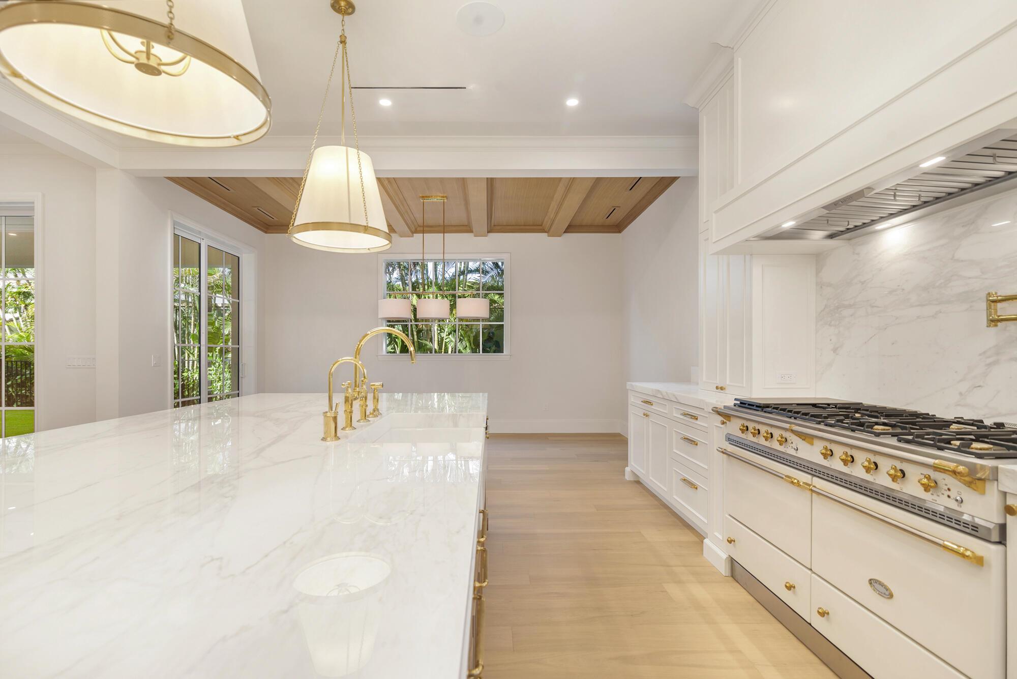 LITTLE RANCHES 1ST ADD - Residential