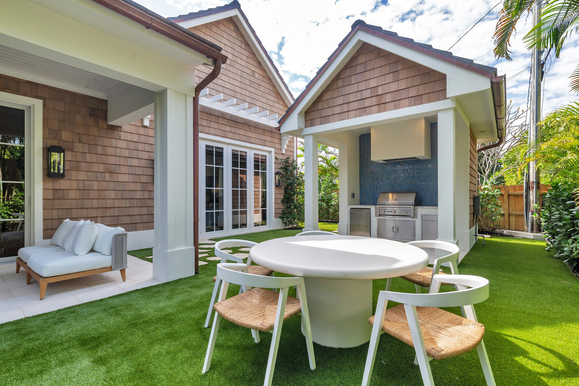 LITTLE RANCHES 1ST ADD - Residential