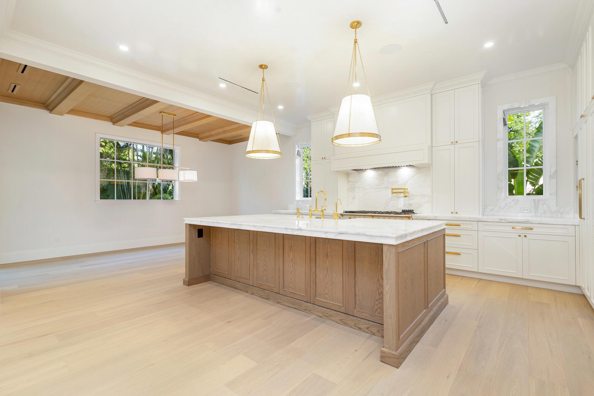 LITTLE RANCHES 1ST ADD - Residential