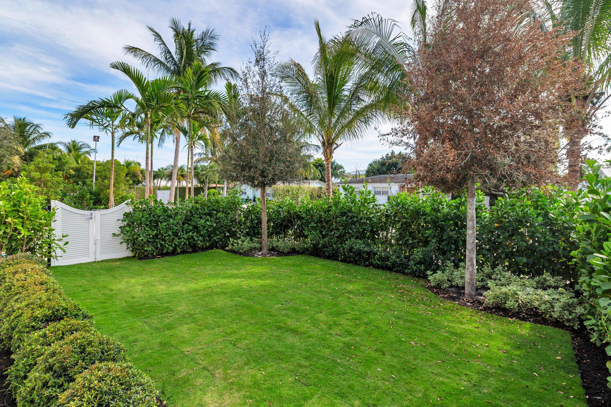 LITTLE RANCHES 1ST ADD - Residential