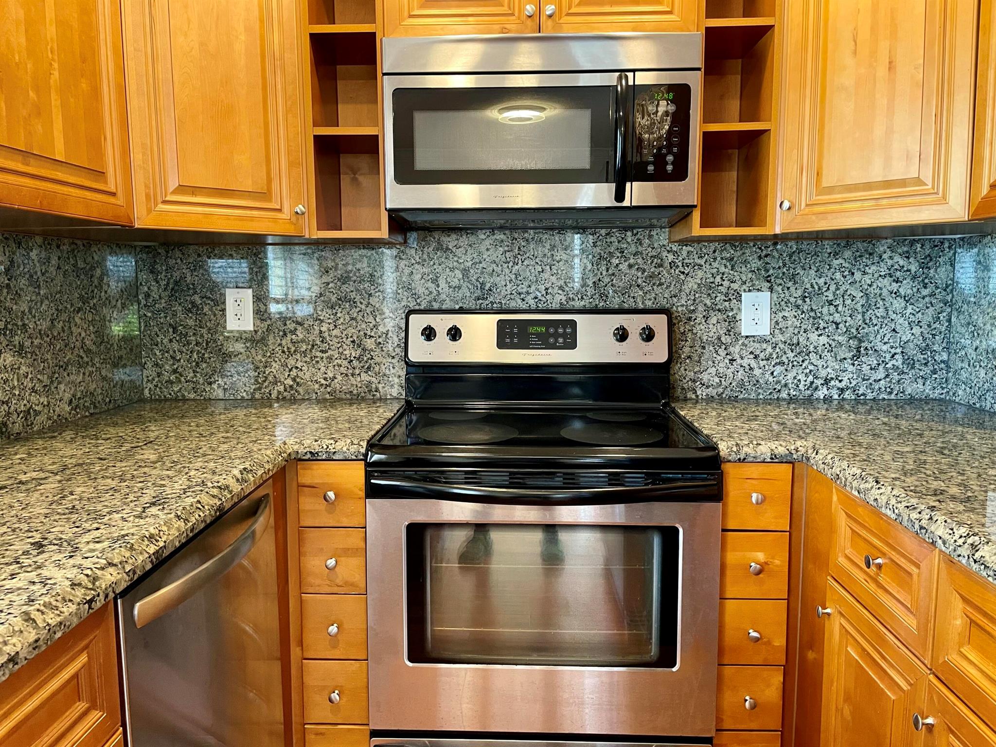 101 N Lakeside Drive 1
