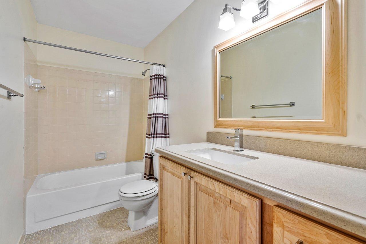 INDIAN CREEK PH III-A - Residential Lease