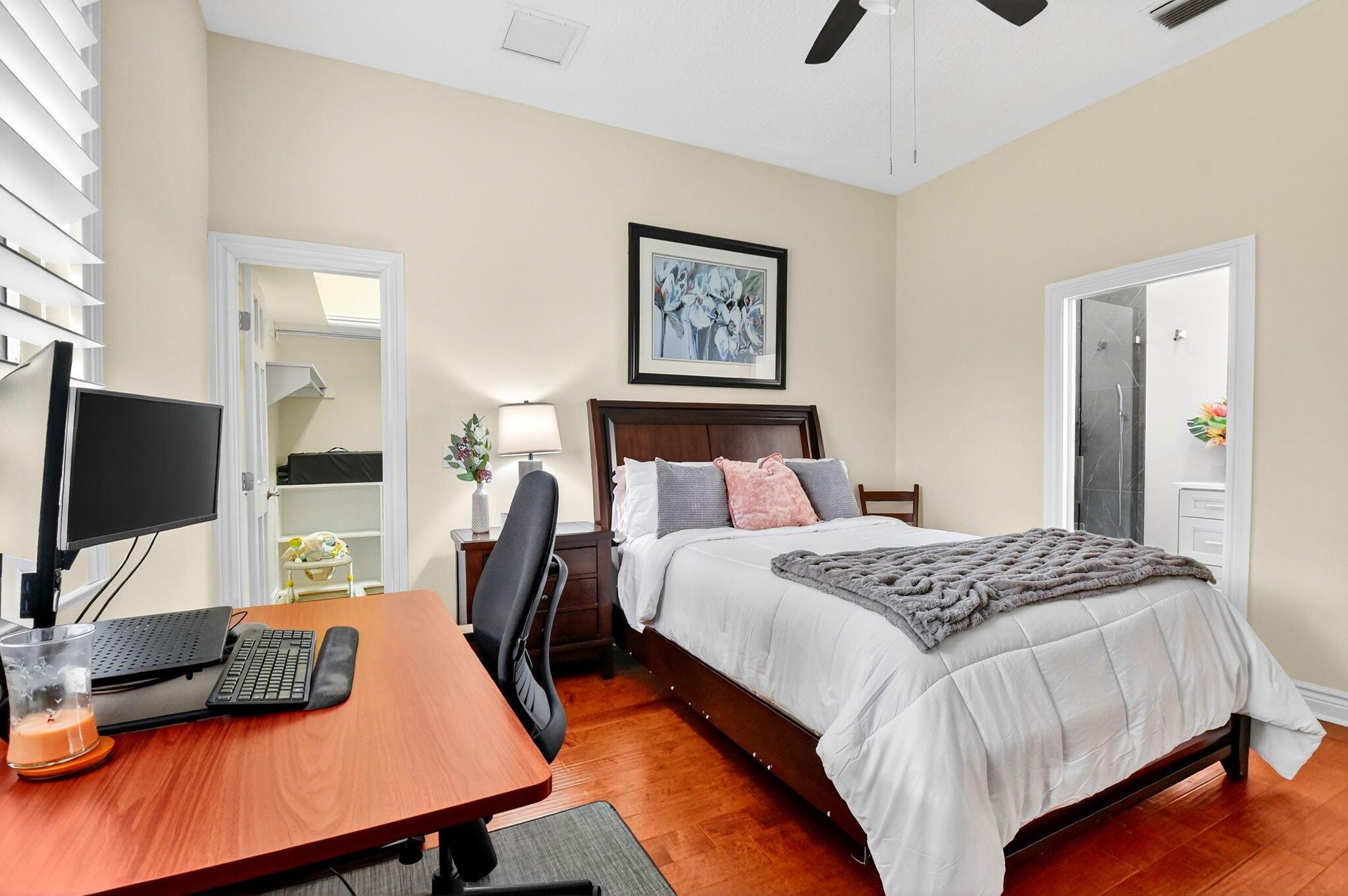 GREENVIEW COVE OF WELLING - Residential