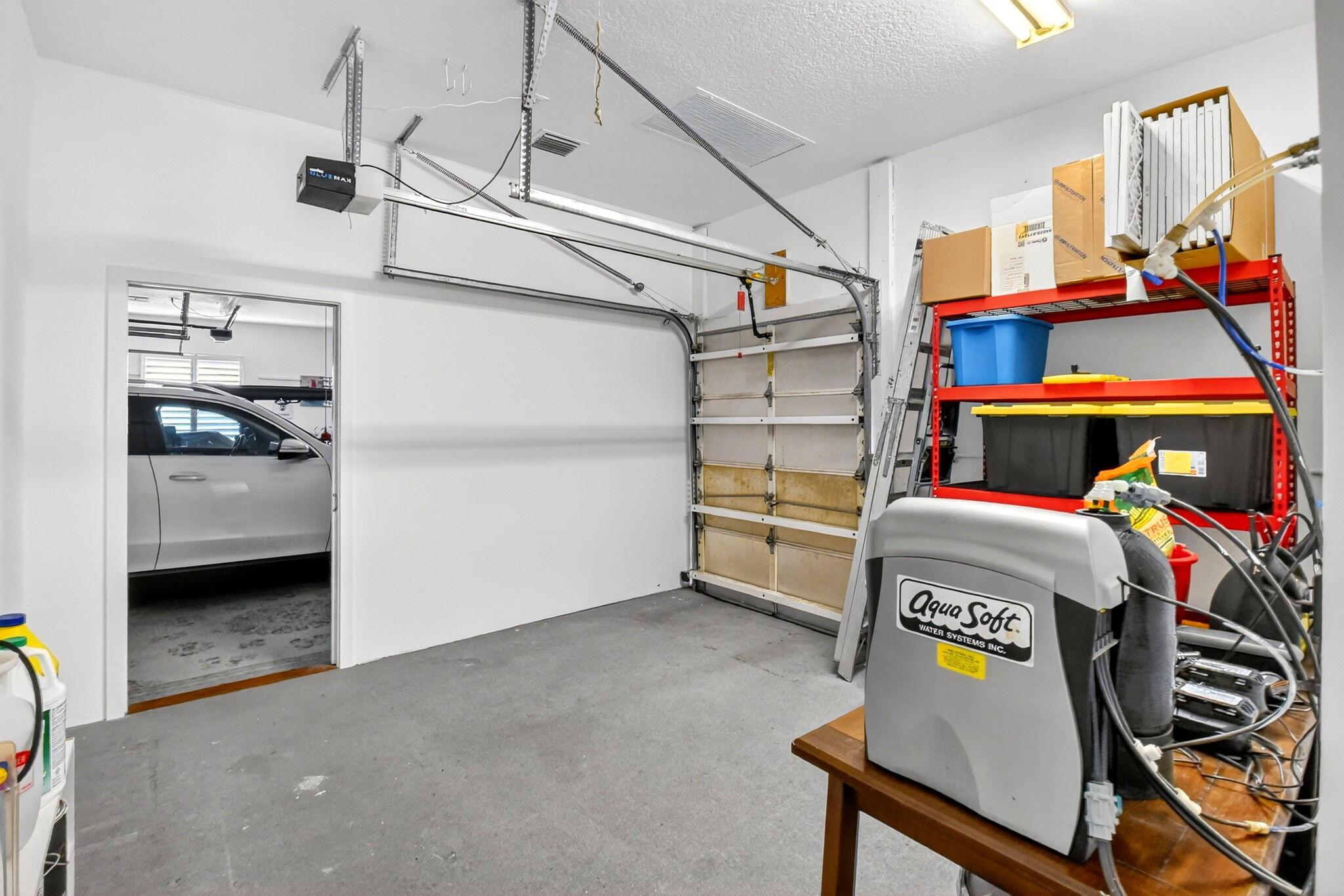 GREENVIEW COVE OF WELLING - Residential