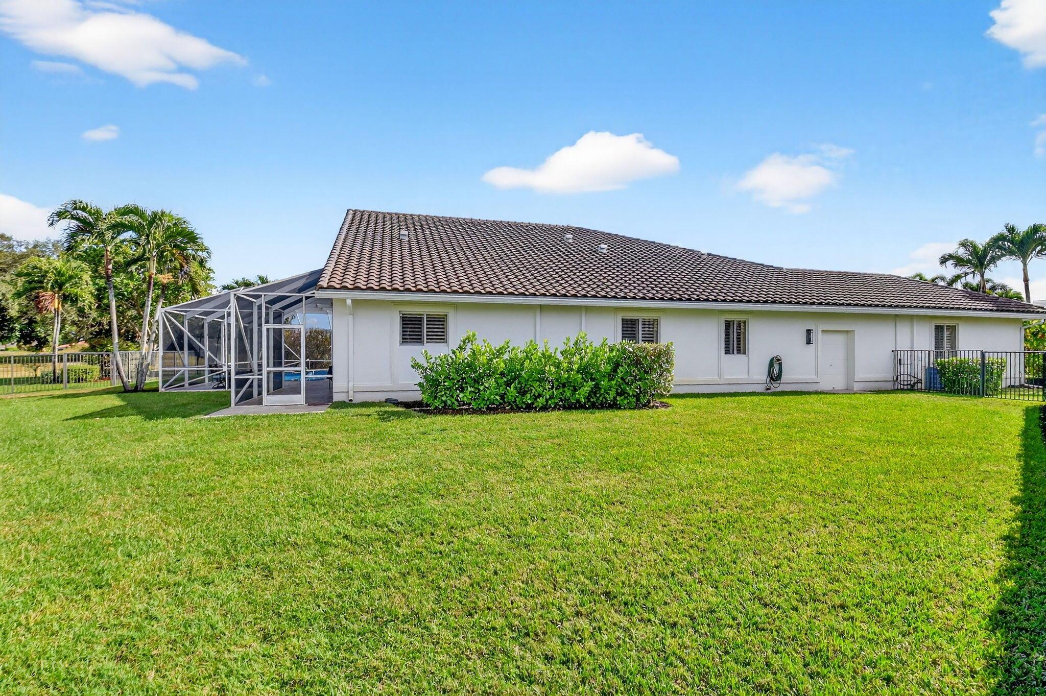 GREENVIEW COVE OF WELLING - Residential