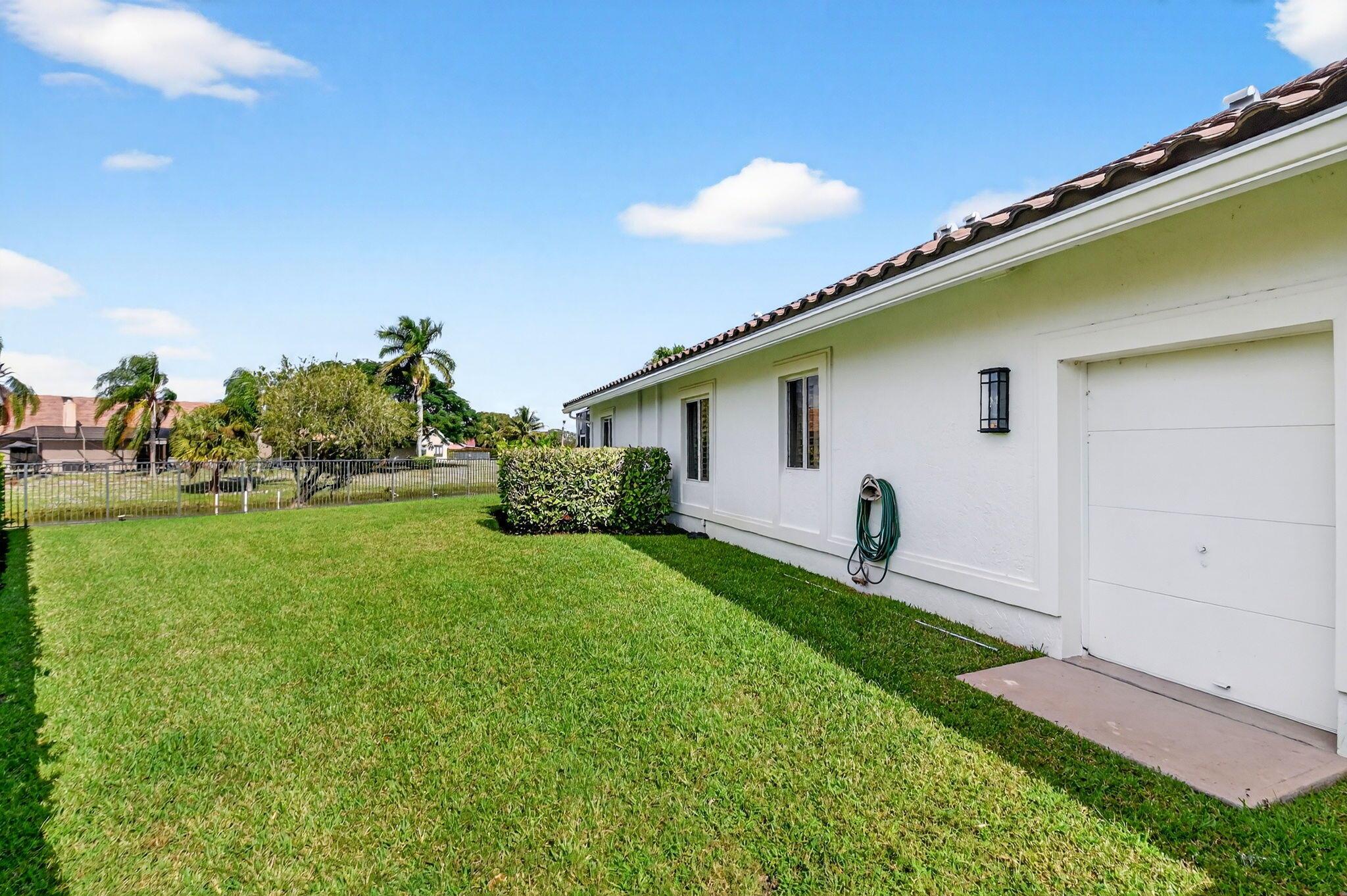 GREENVIEW COVE OF WELLING - Residential