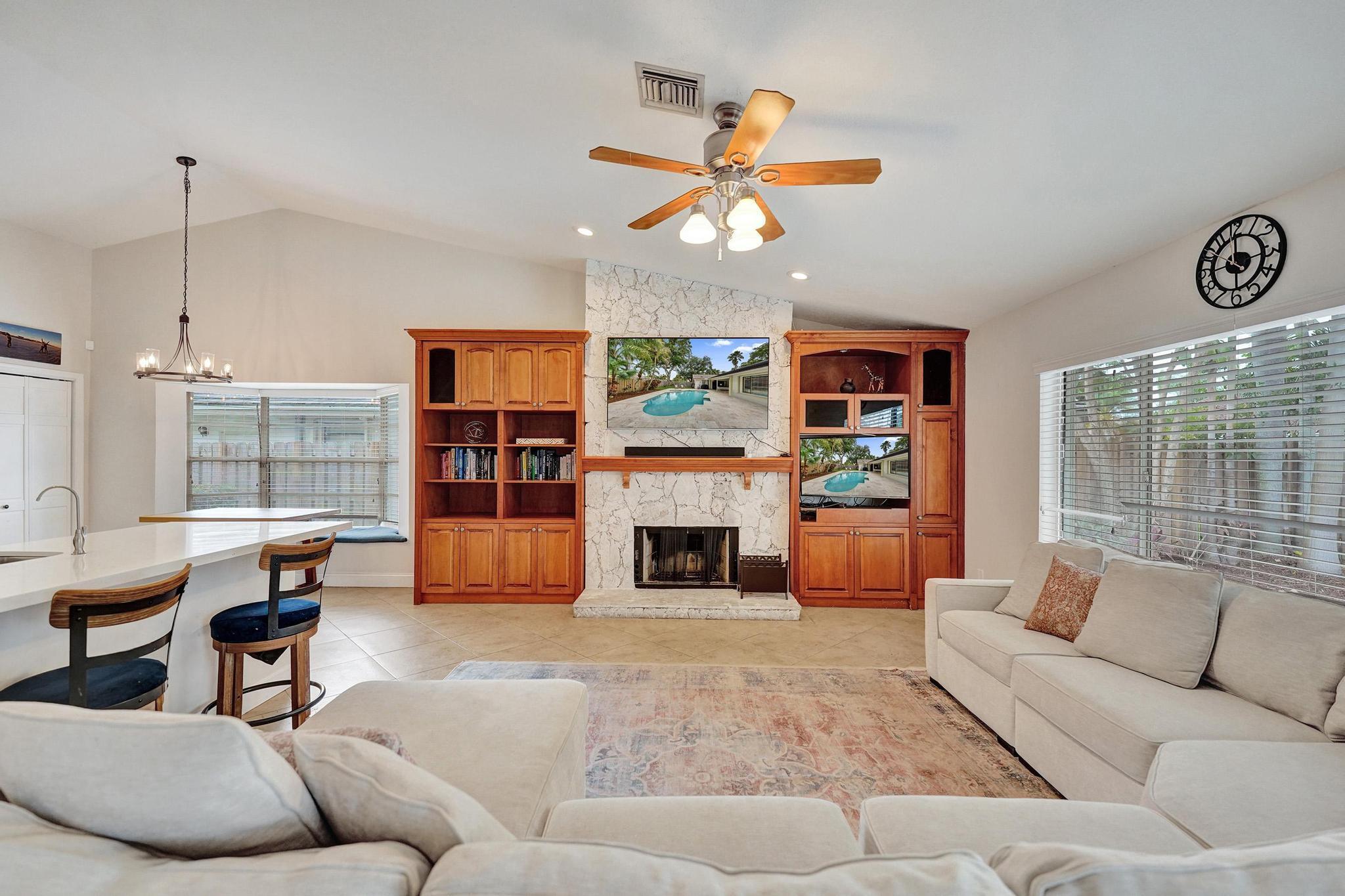JACARANDA LAKES SECTION 13 - Residential