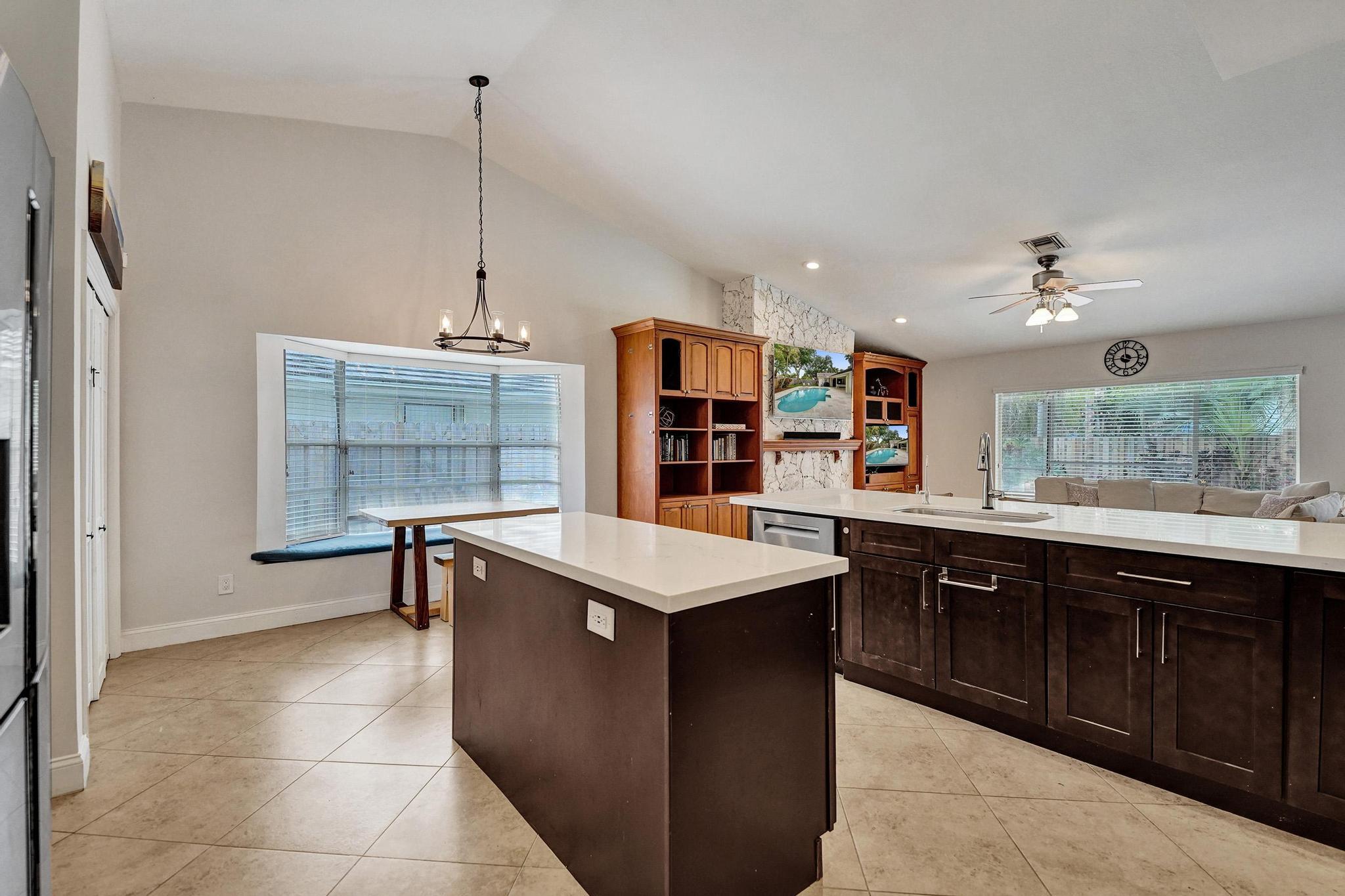 JACARANDA LAKES SECTION 13 - Residential