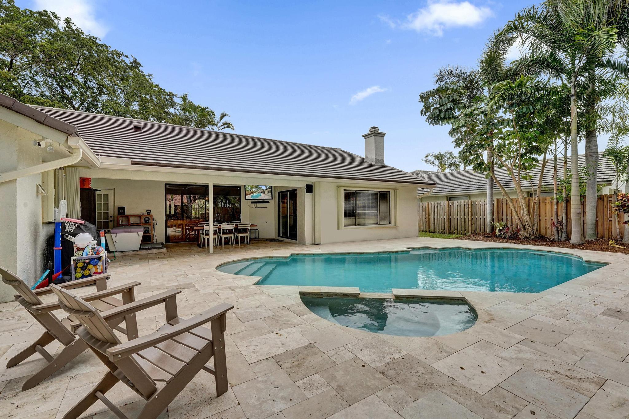 JACARANDA LAKES SECTION 13 - Residential