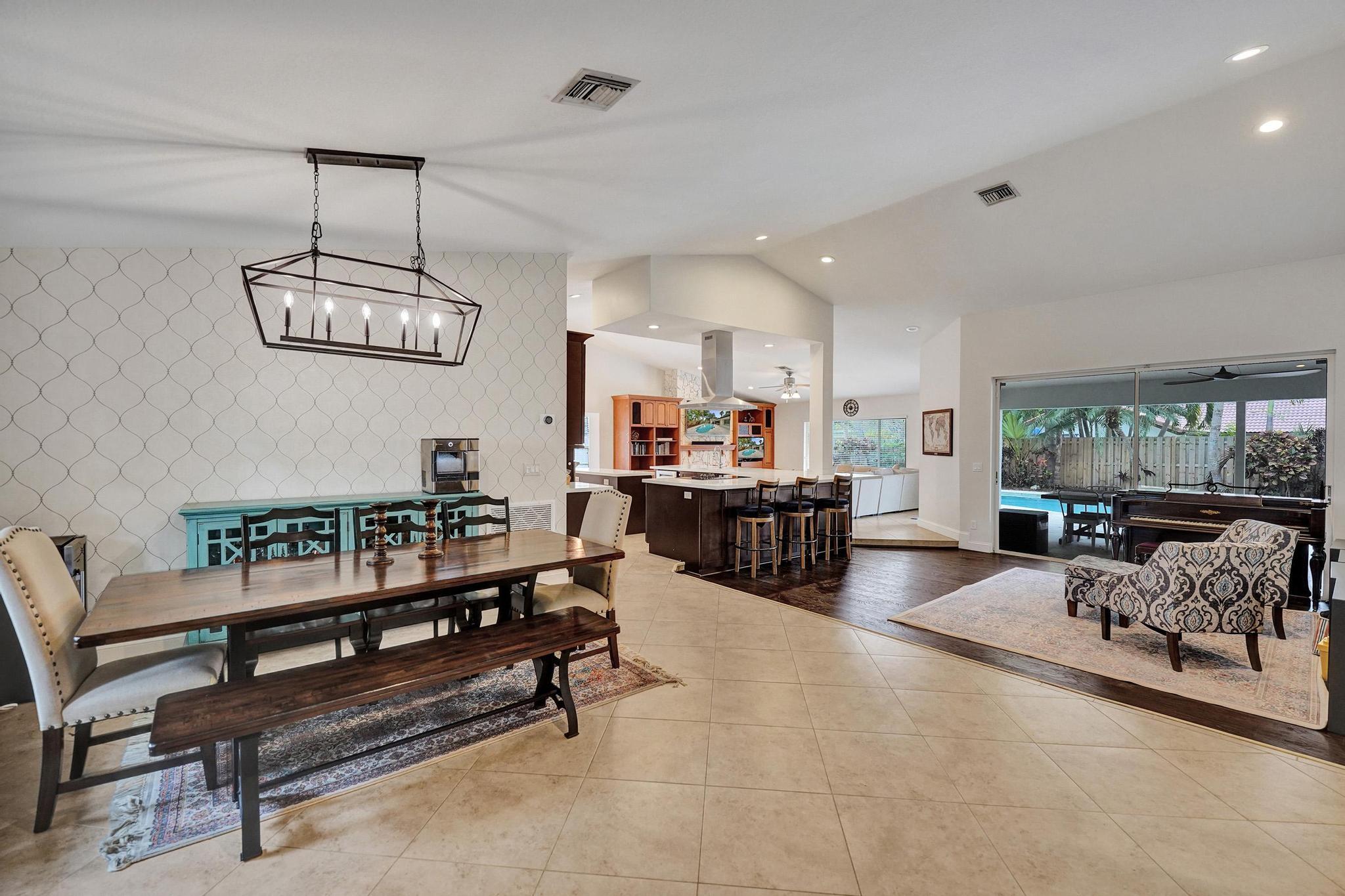 JACARANDA LAKES SECTION 13 - Residential