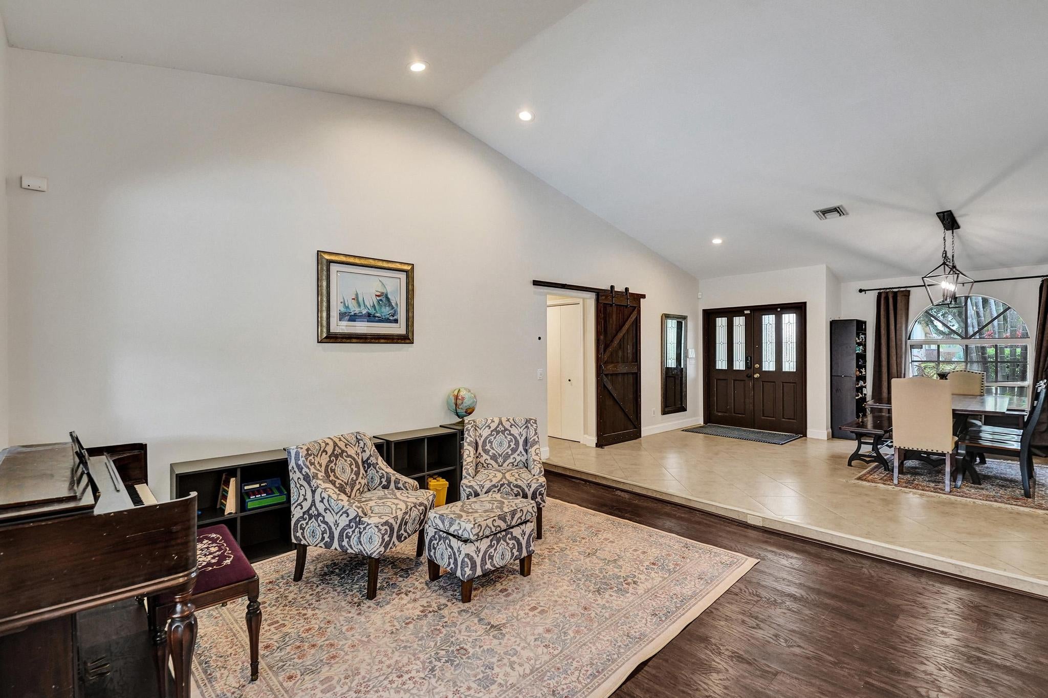JACARANDA LAKES SECTION 13 - Residential