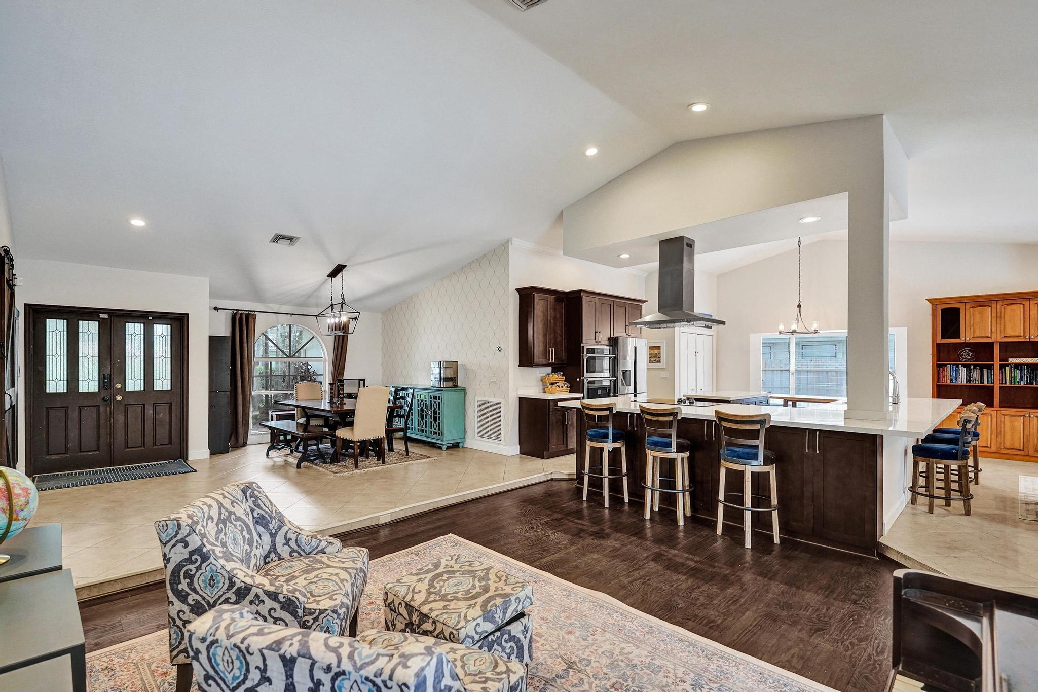 JACARANDA LAKES SECTION 13 - Residential