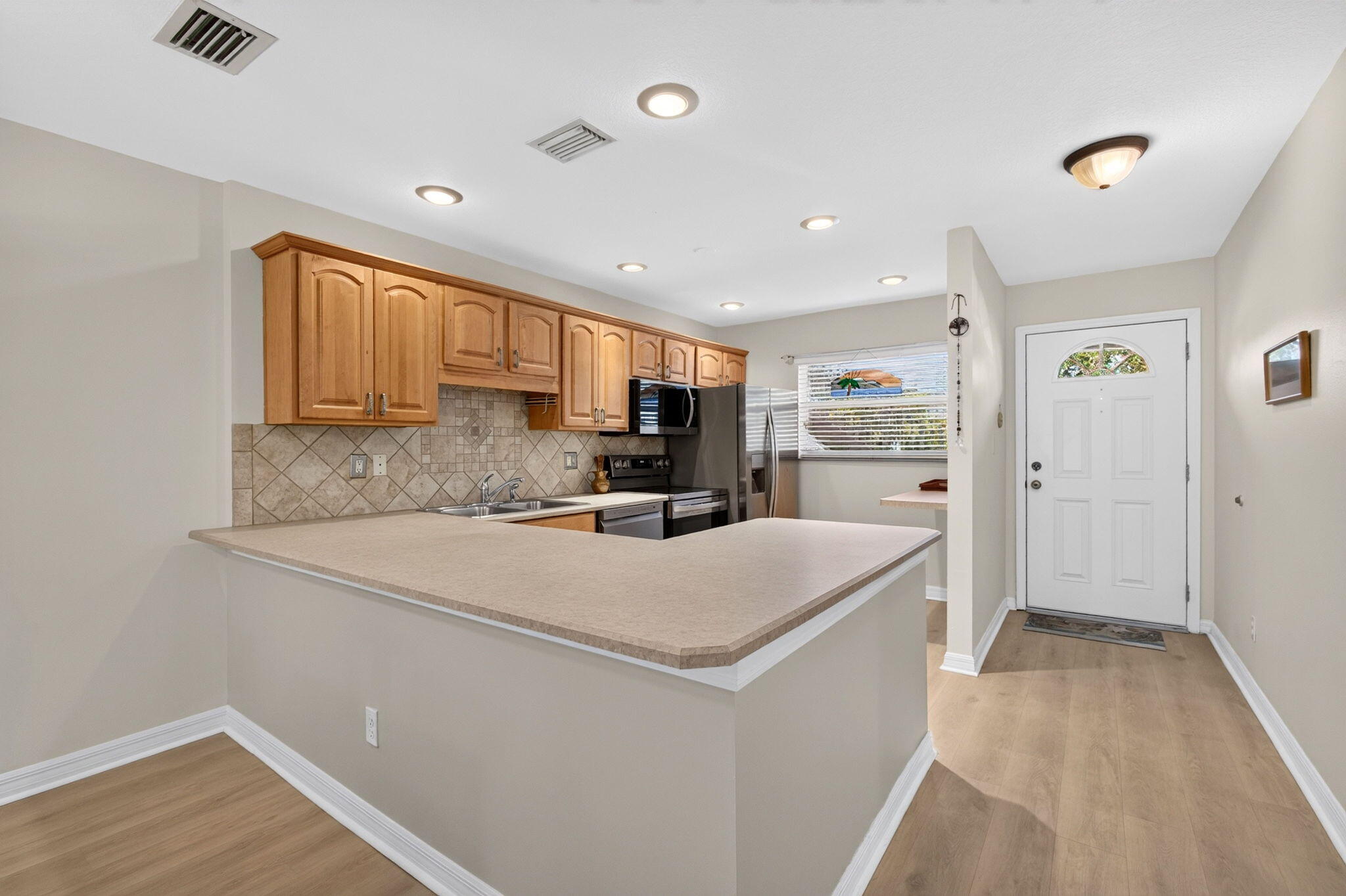 1181 CARLTON Court 105