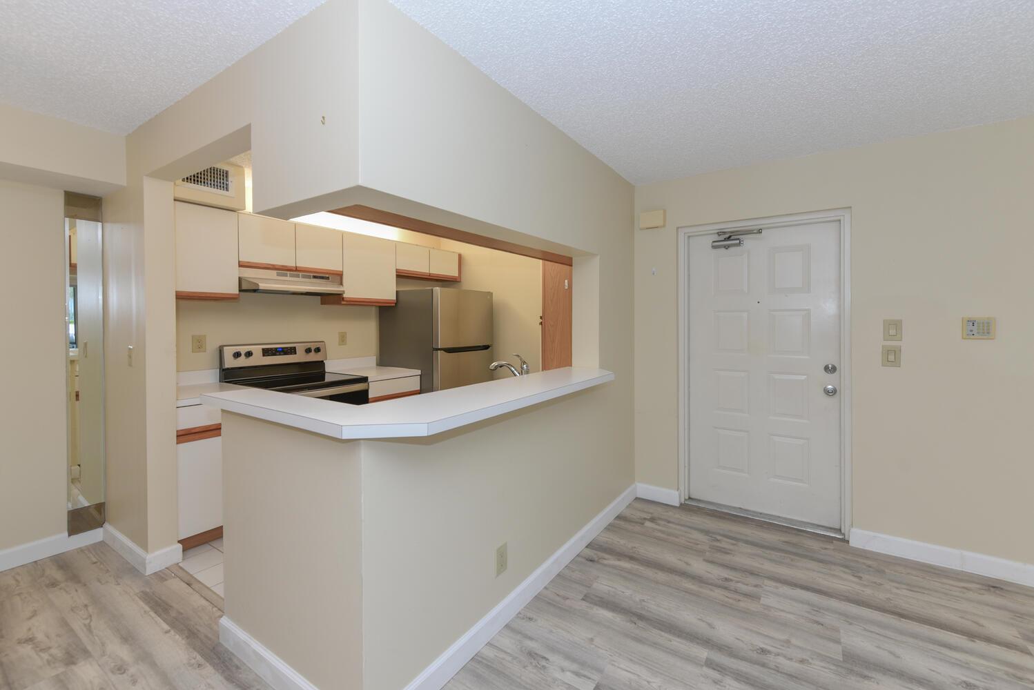 2512 SE Anchorange A-1, Port St Lucie, FL, 34952/$219,900 4 2512 SE Anchorange A-1