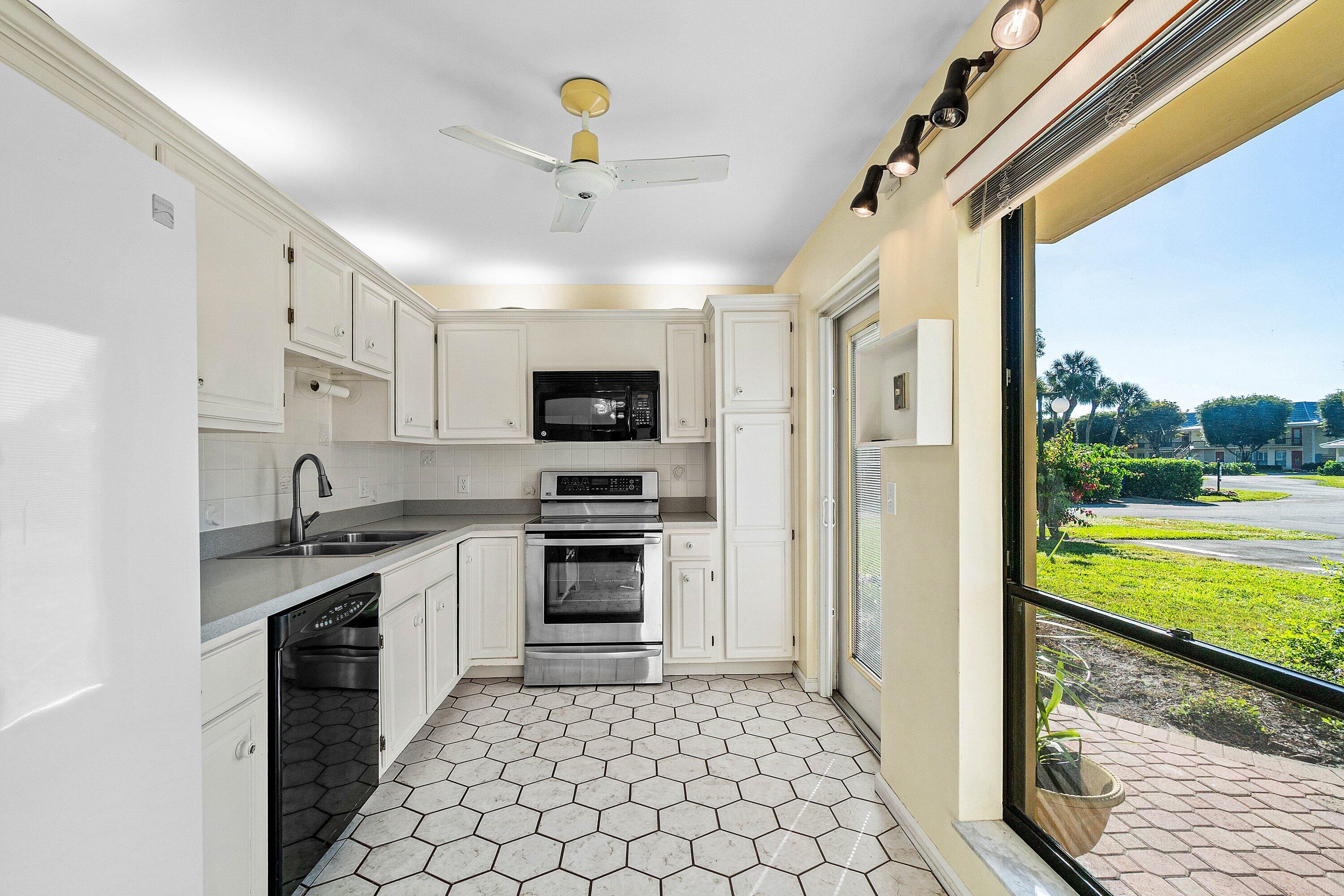 4663 Kittiwake Court Kingfisher N, Boynton Beach FL 33436