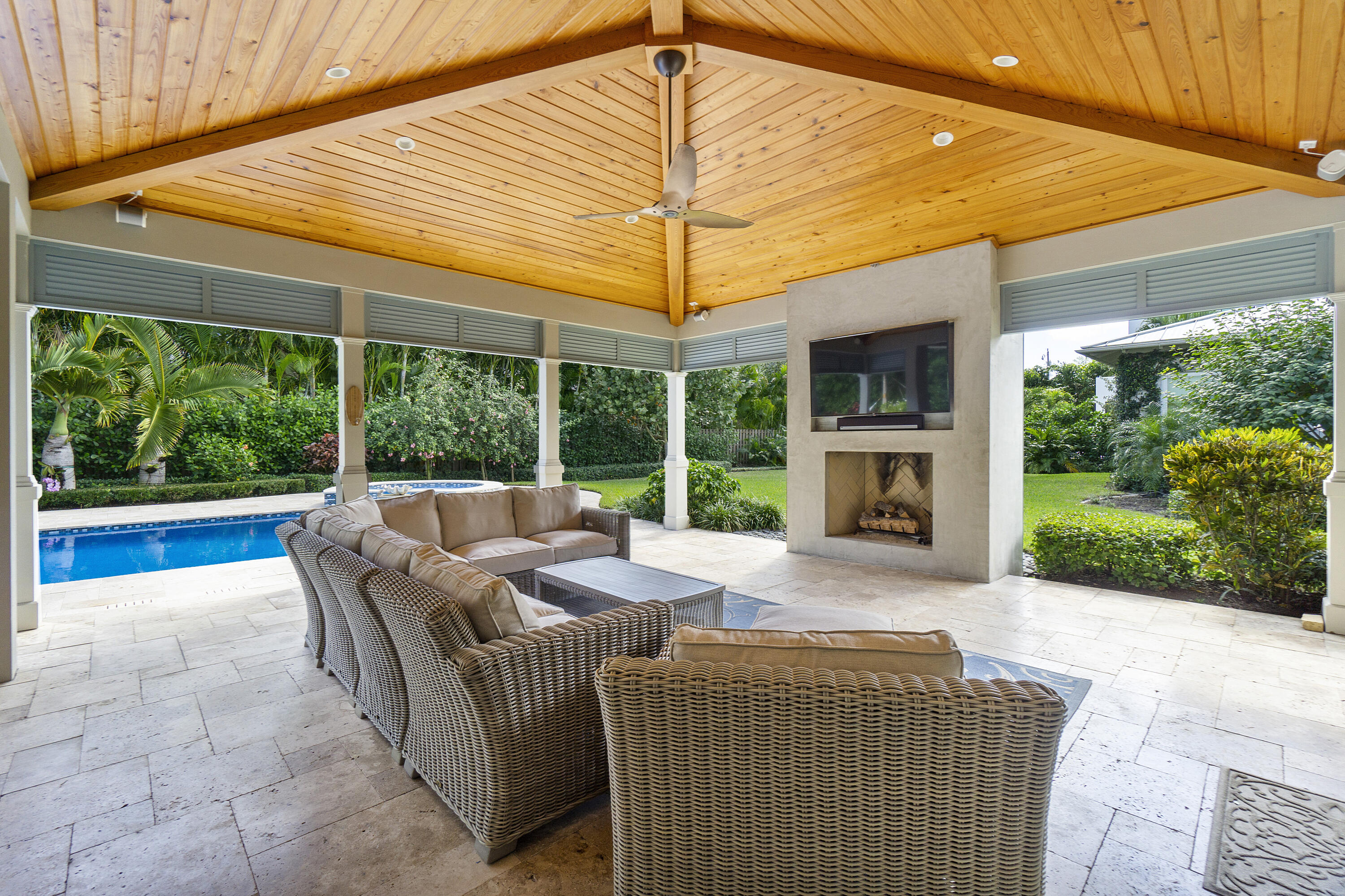 PINEVIEW DELRAY - Residential