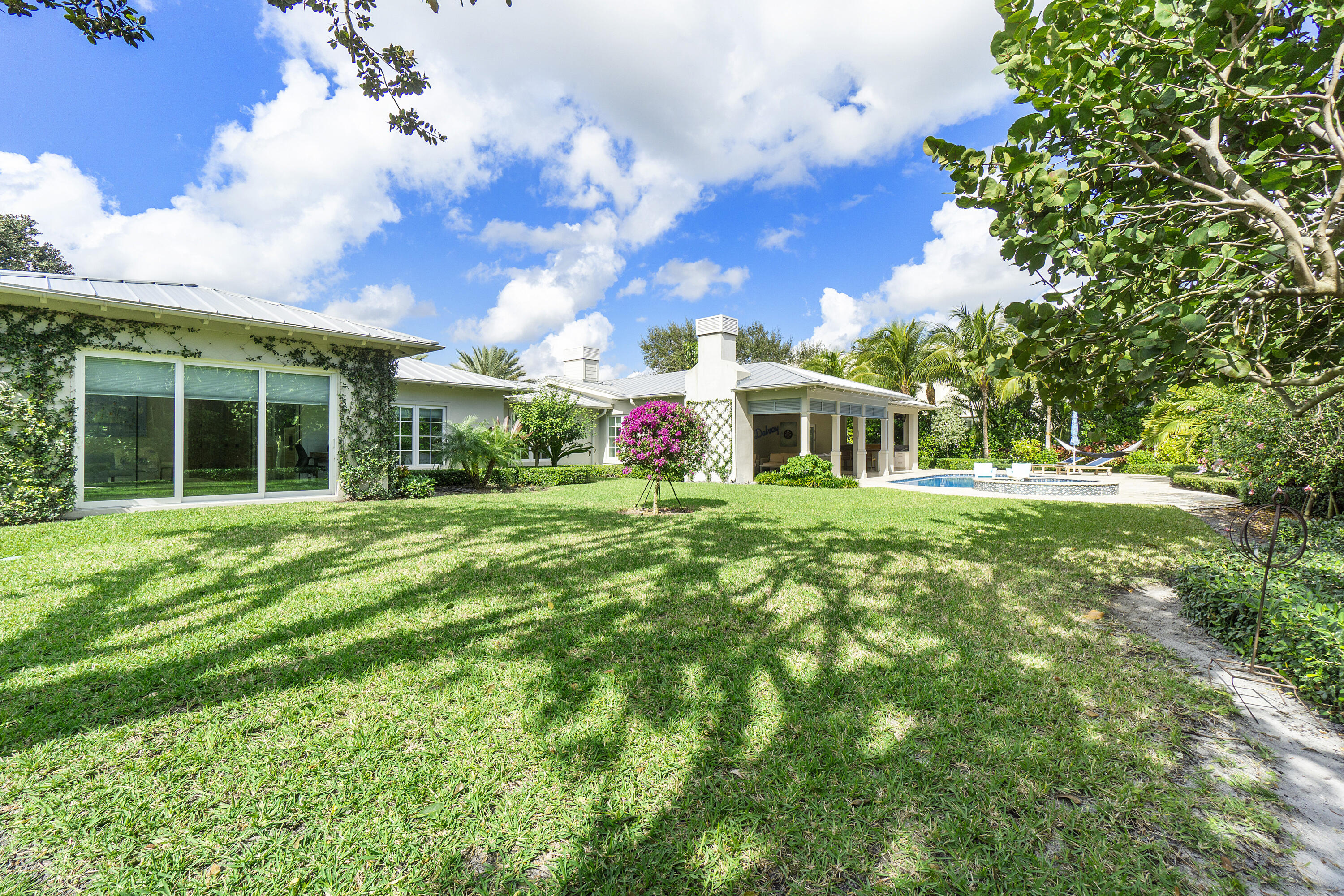 PINEVIEW DELRAY - Residential