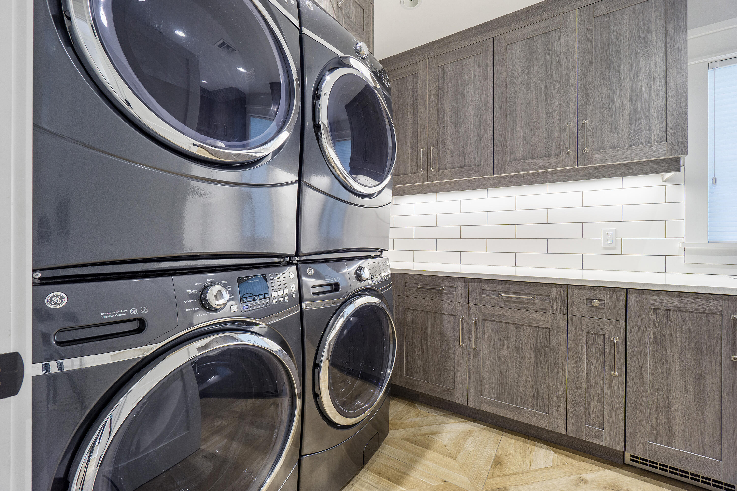 PINEVIEW DELRAY - Residential