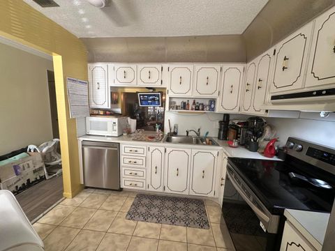 Tiny photo for 770 Nantucket Circle, Lake Worth, FL 33467 (MLS # R11163775)