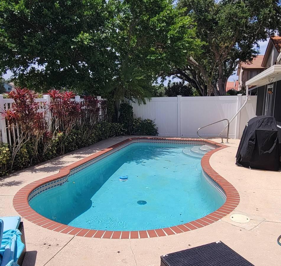 10356 Sunstream Lane