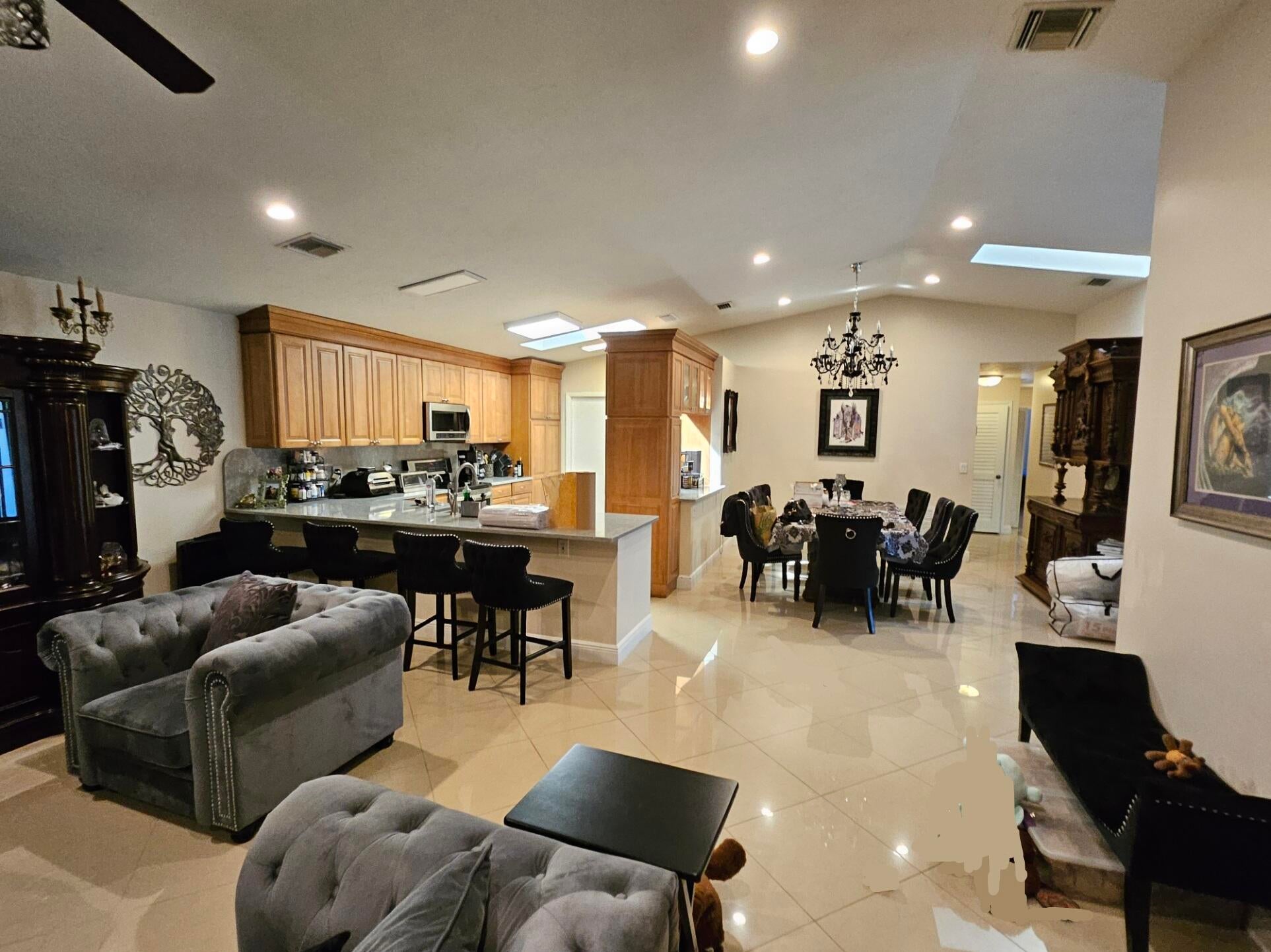 10356 Sunstream Lane