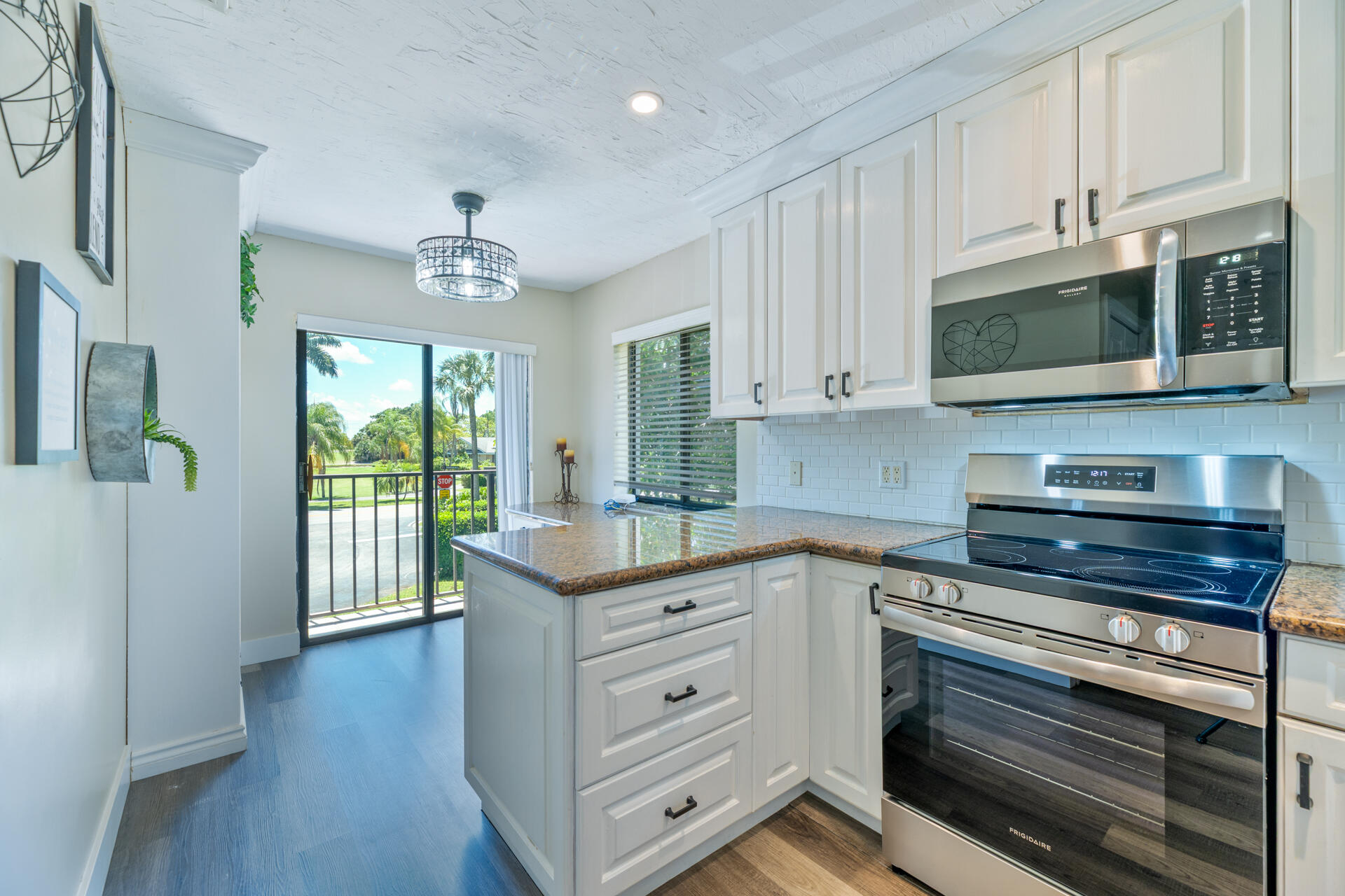 FOUNTAINS SOUTH - Residential