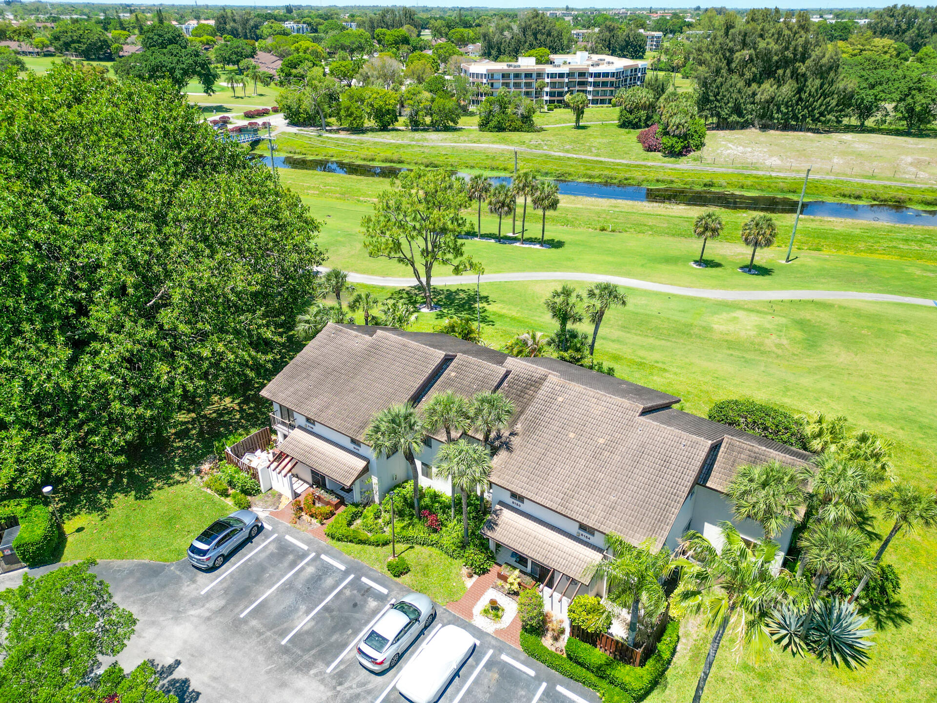 FOUNTAINS SOUTH - Residential