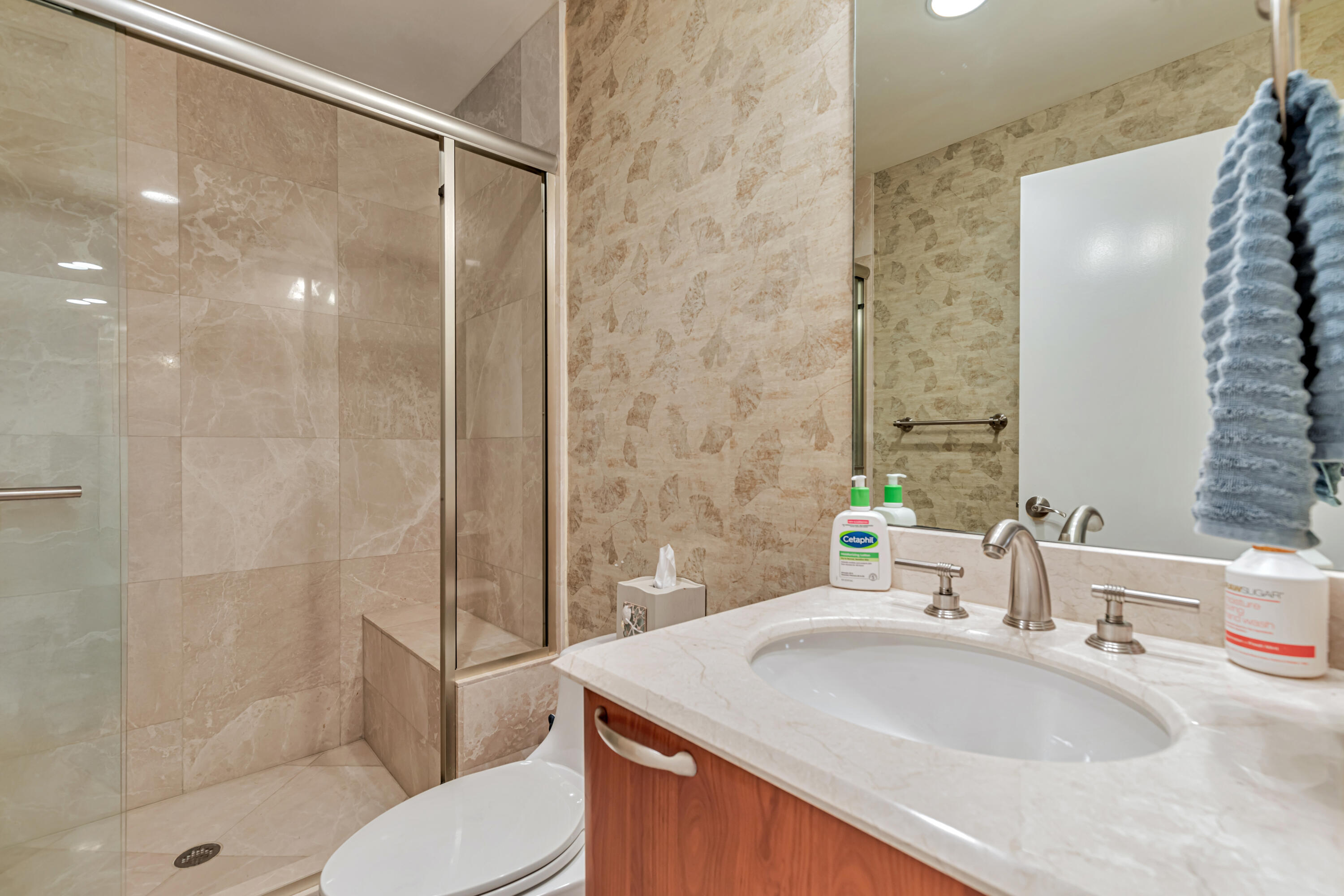 ORCHID BEACH CONDO,
DEERFIELD BEACH - Residential