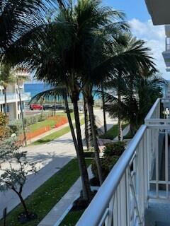 ORCHID BEACH CONDO,
DEERFIELD BEACH - Residential