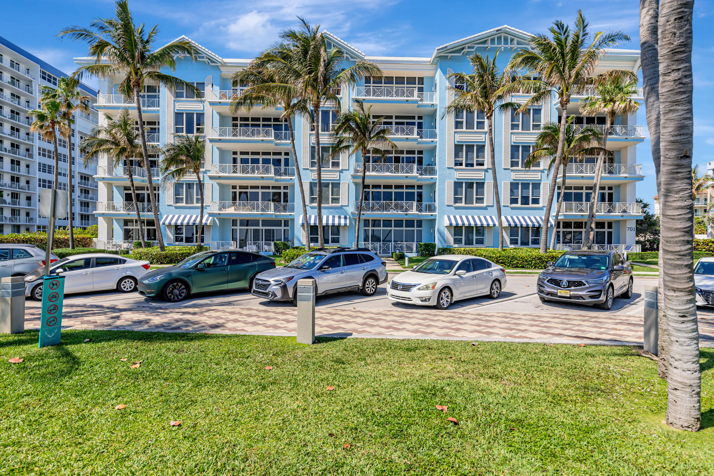 ORCHID BEACH CONDO,
DEERFIELD BEACH - Residential