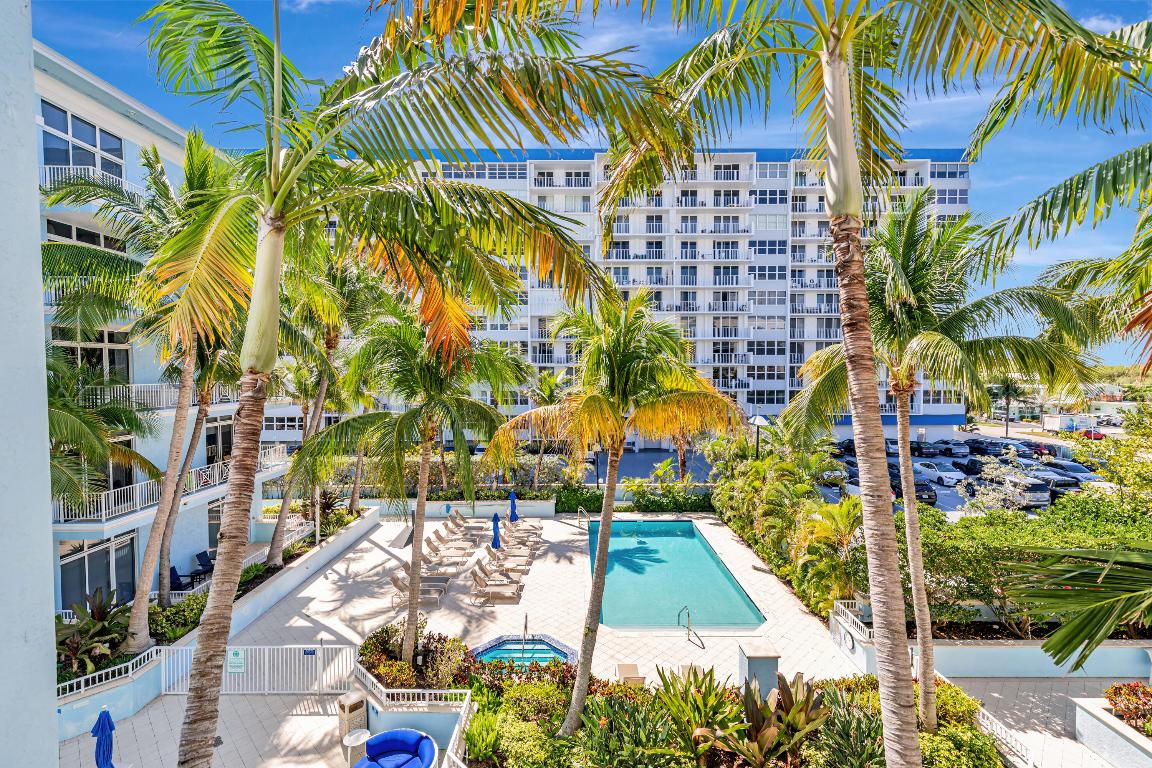 ORCHID BEACH CONDO,
DEERFIELD BEACH - Residential