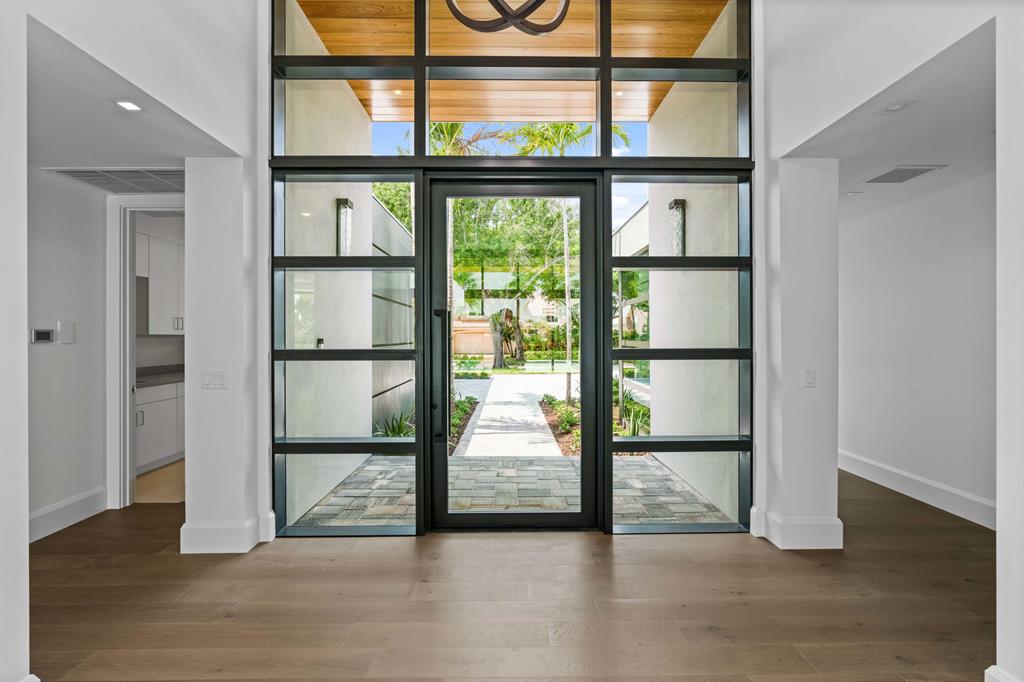 ADMIRALS COVE - Residential