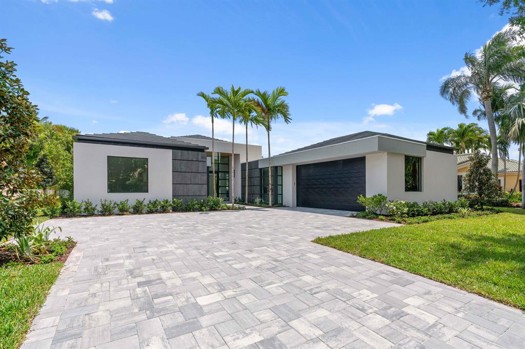 ADMIRALS COVE - Residential