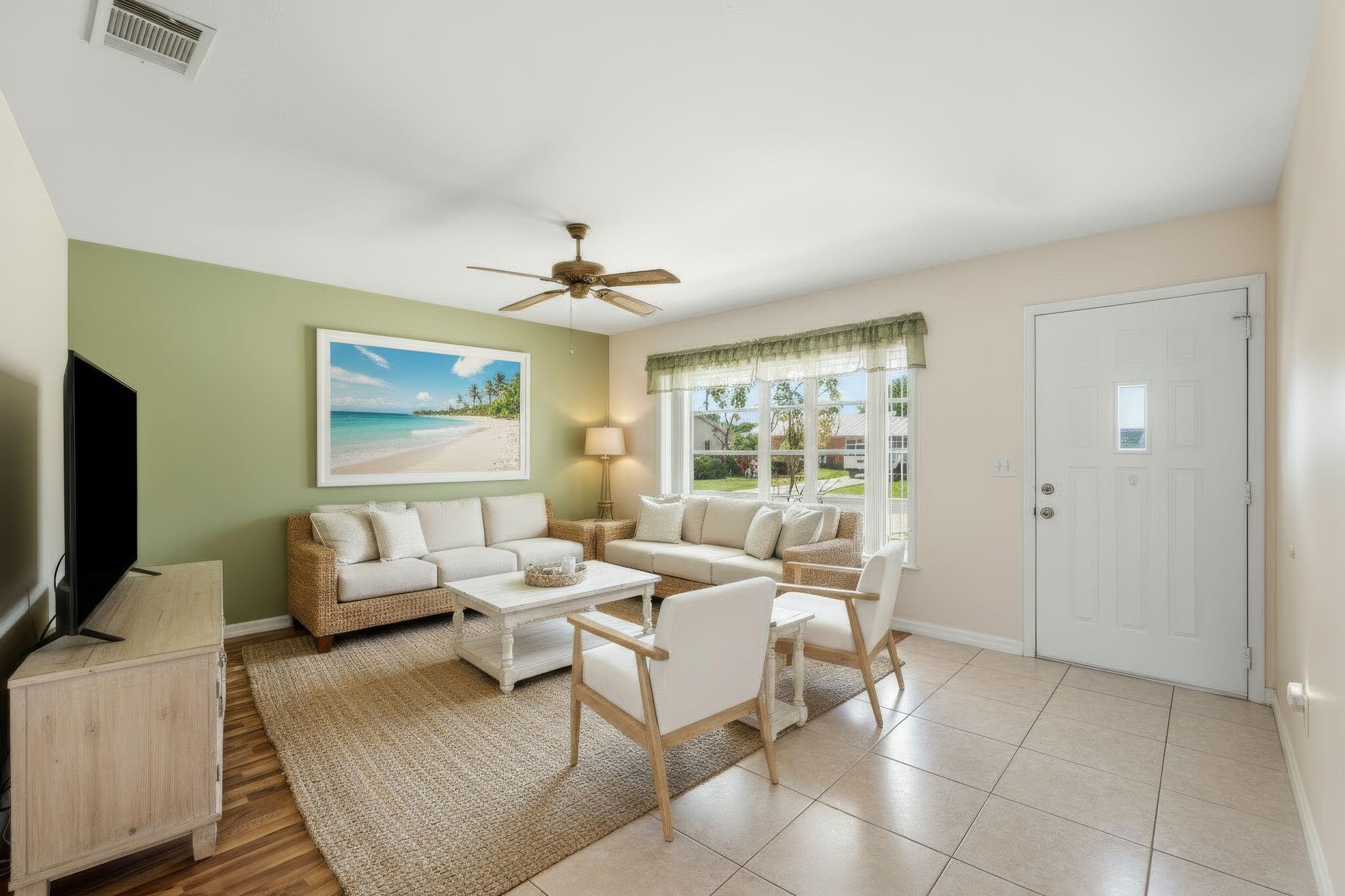 FIRST REPLAT SOUTH PORT S - Residential