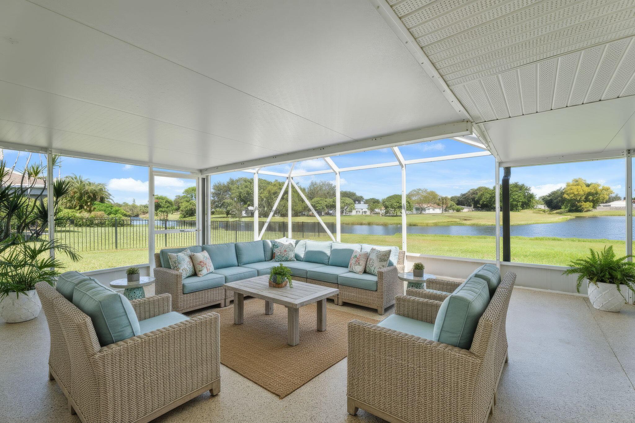 FIRST REPLAT SOUTH PORT S - Residential