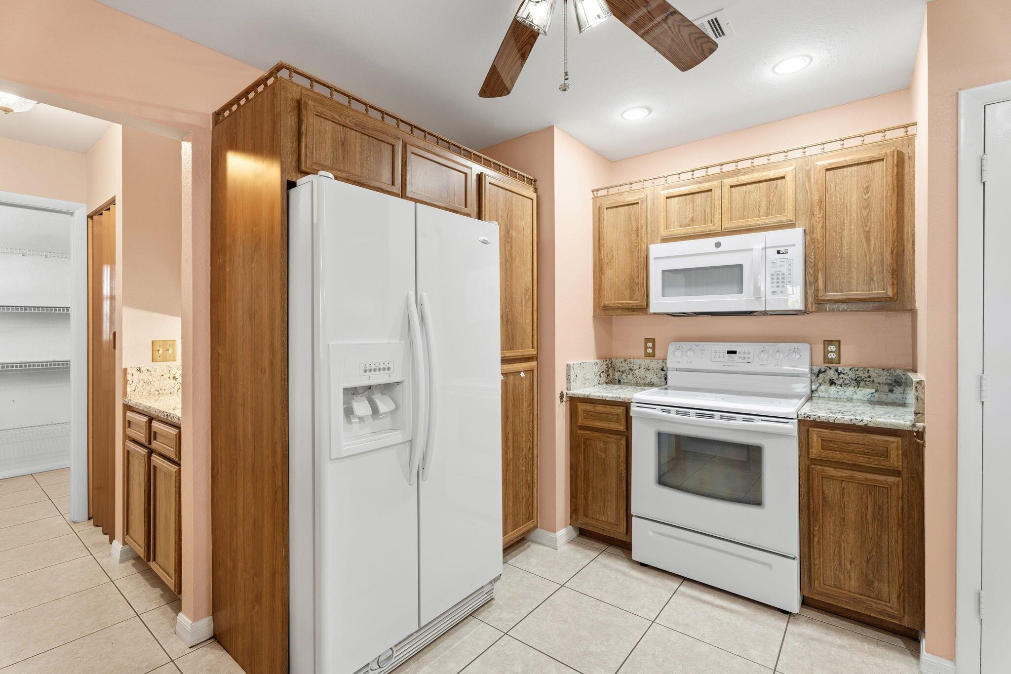 FIRST REPLAT SOUTH PORT S - Residential