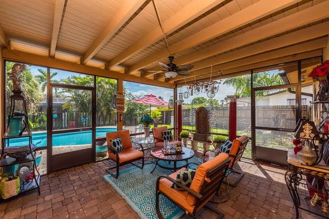 PEMBROKE LAKES - Residential