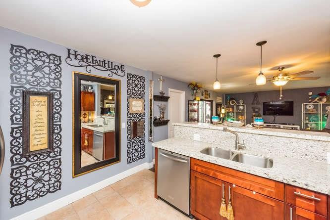 PEMBROKE LAKES - Residential