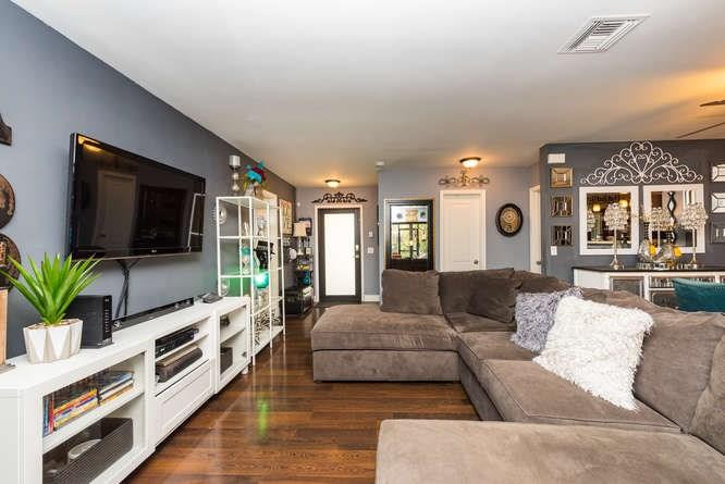 PEMBROKE LAKES - Residential