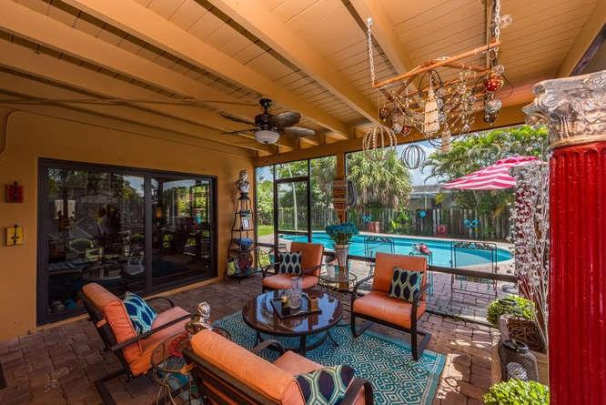 PEMBROKE LAKES - Residential