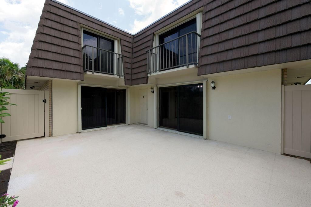 Photo of 7424 74th Way, West Palm Beach, FL 33407 (MLS # R10897919)