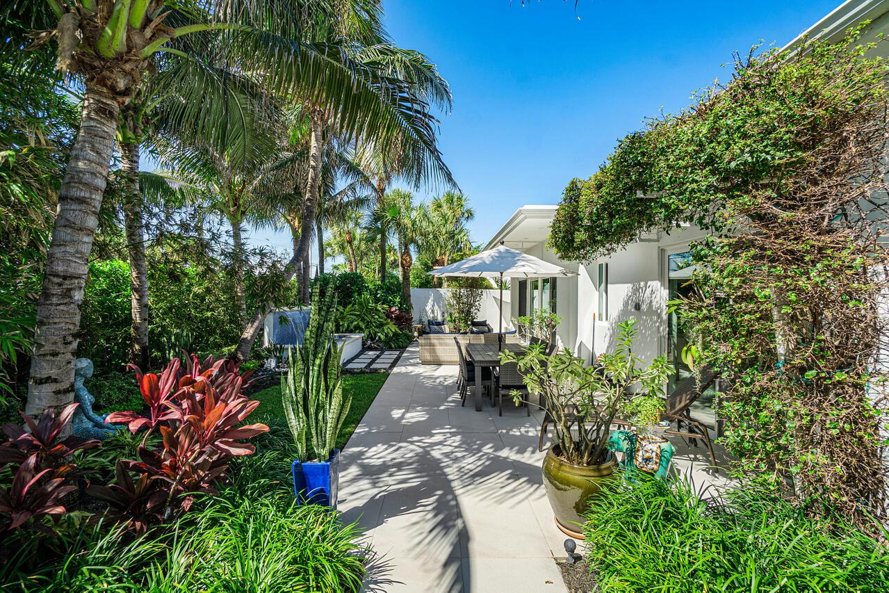 PALM HILL OCEAN CLUB CO-O - Residential Lease