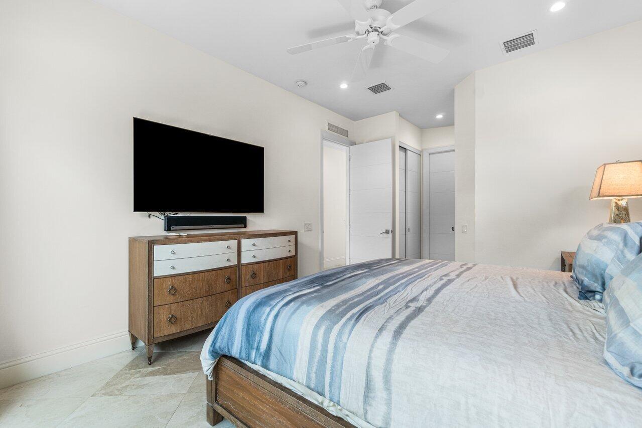 PALM HILL OCEAN CLUB CO-O - Residential Lease