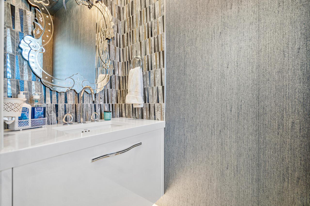 PALM HILL OCEAN CLUB CO-O - Residential Lease