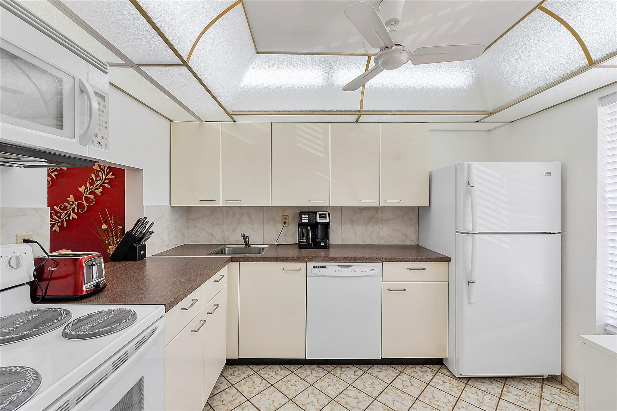 6051 NW 61st Ave 202
