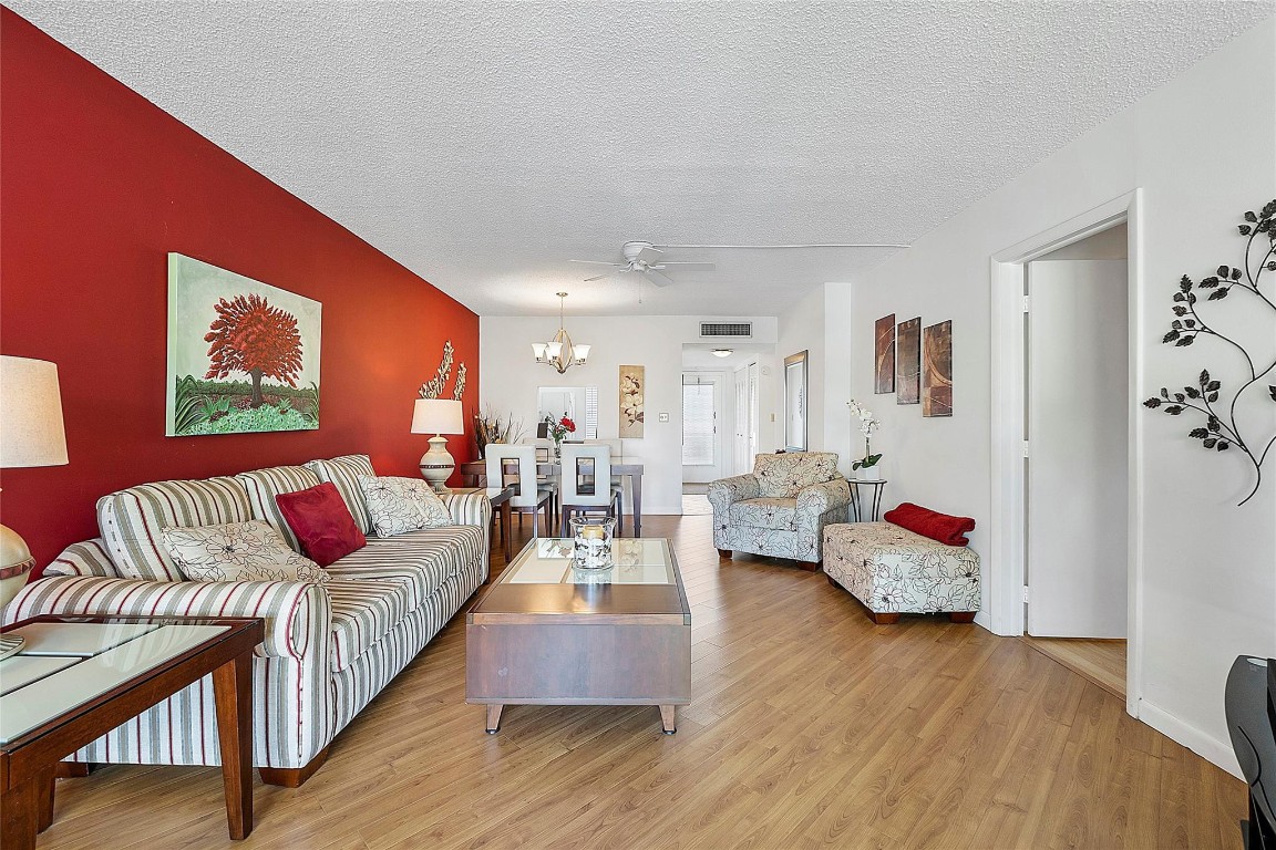 BERMUDA CLUB FIVE - Residential