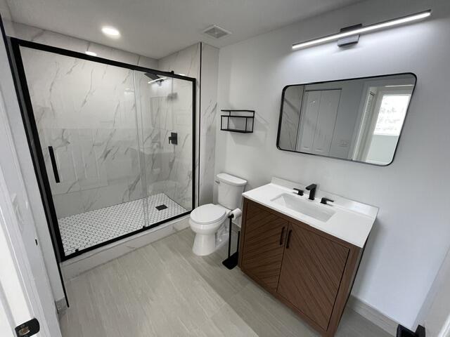 MEZZANO CONDO - Residential Lease