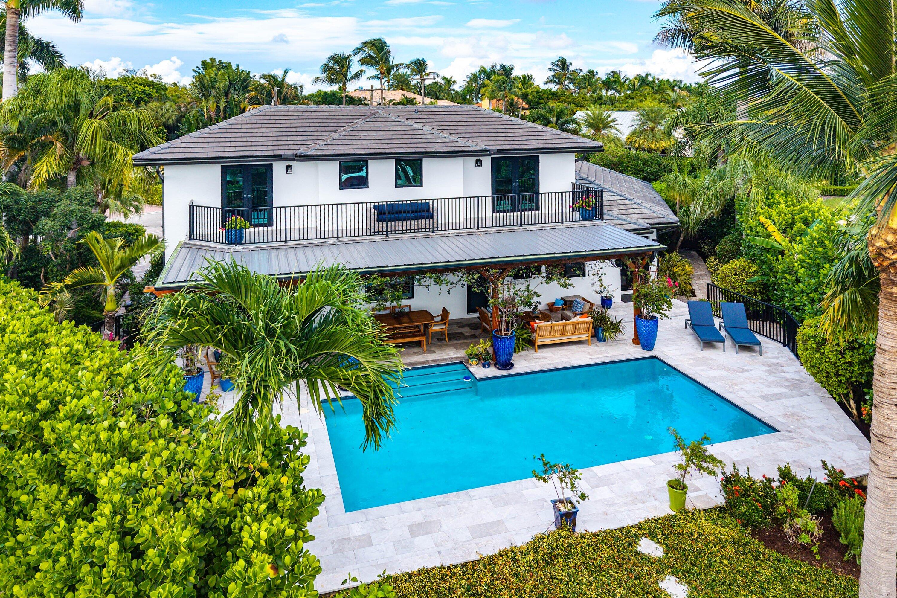 27 Hibiscus Way